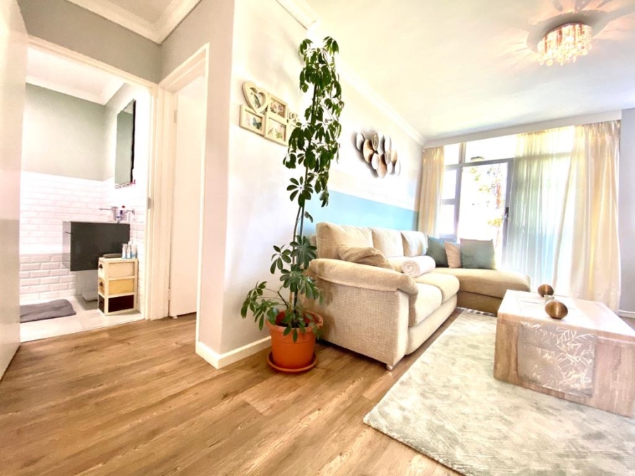 To Let 2 Bedroom Property for Rent in Royal Ascot Western Cape